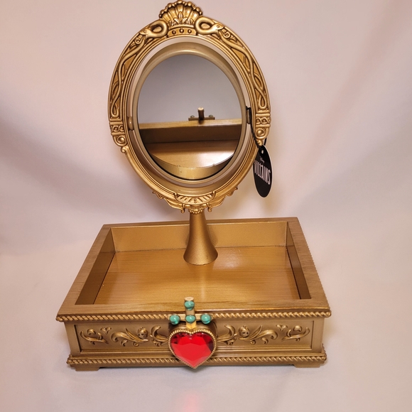 Disney Villains Evil Queen Gold Vanity Mirror with Tray New Limited Edition - Picture 3 of 3